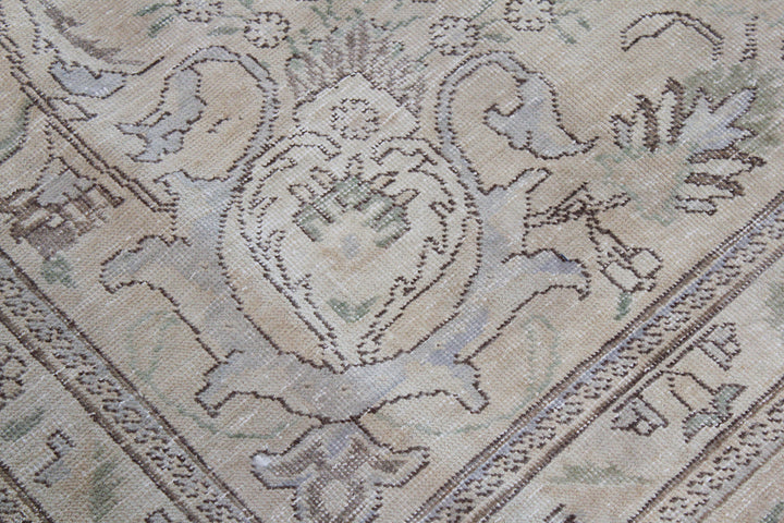 35599 Vintage Persian
